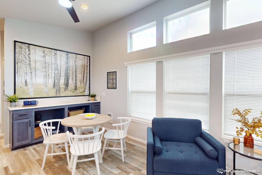 Avanti w/ in-law suite interior home features