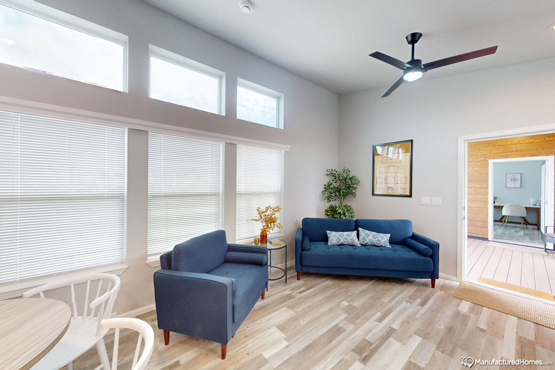 Avanti w/ in-law suite interior home features