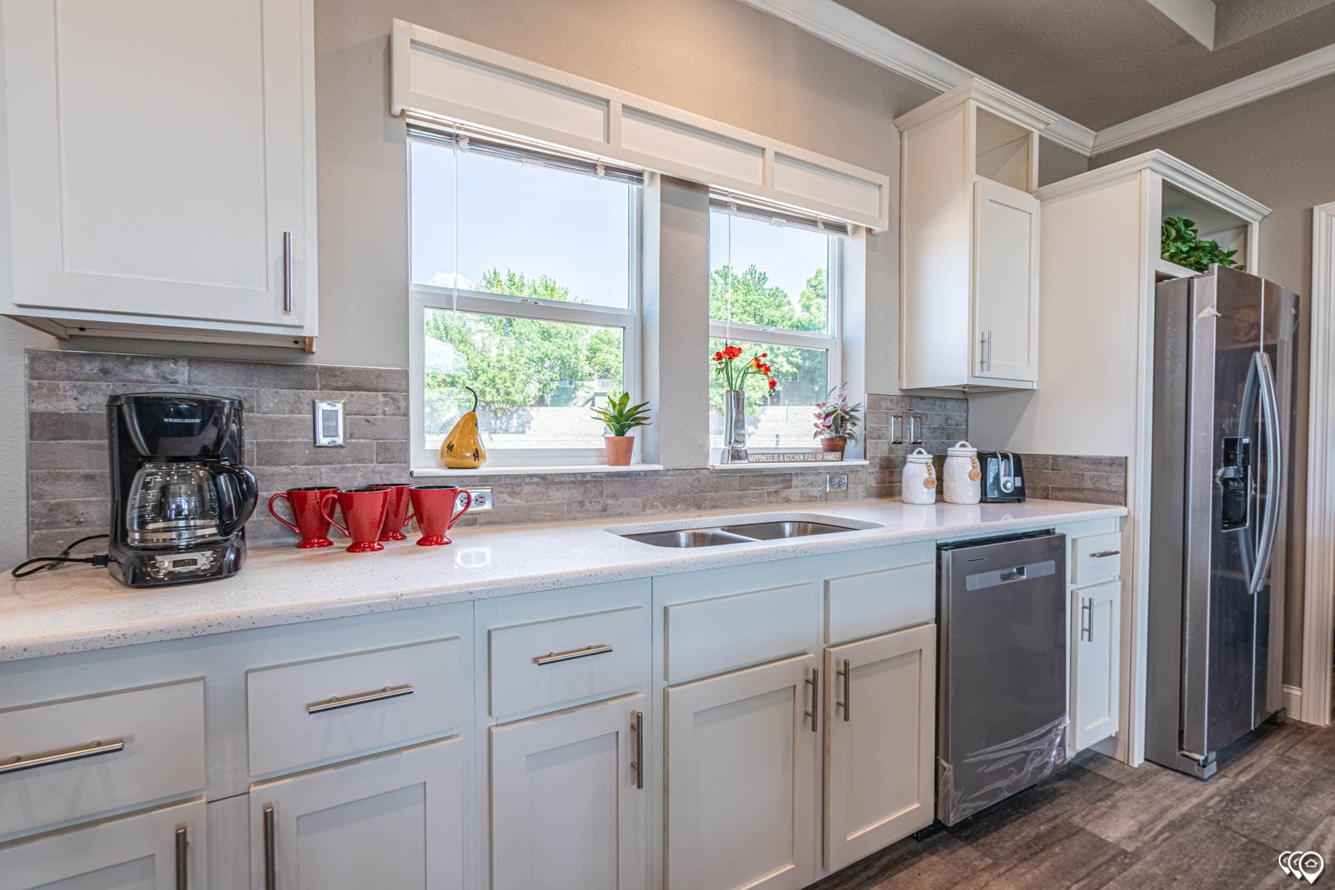 Ranchero grande 30764h  home features