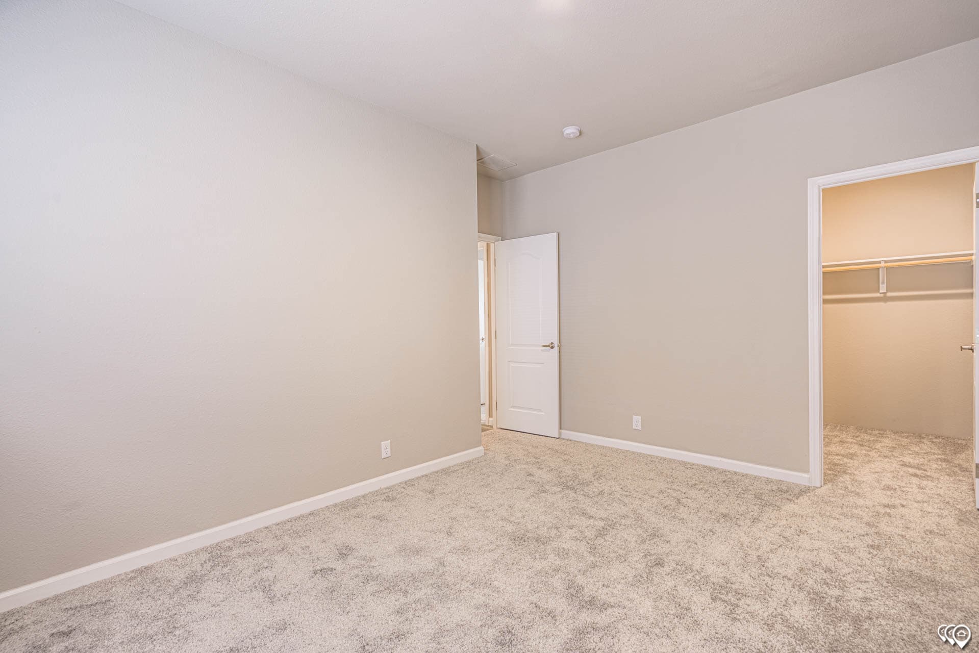 Ranchero grande 30764h  home features