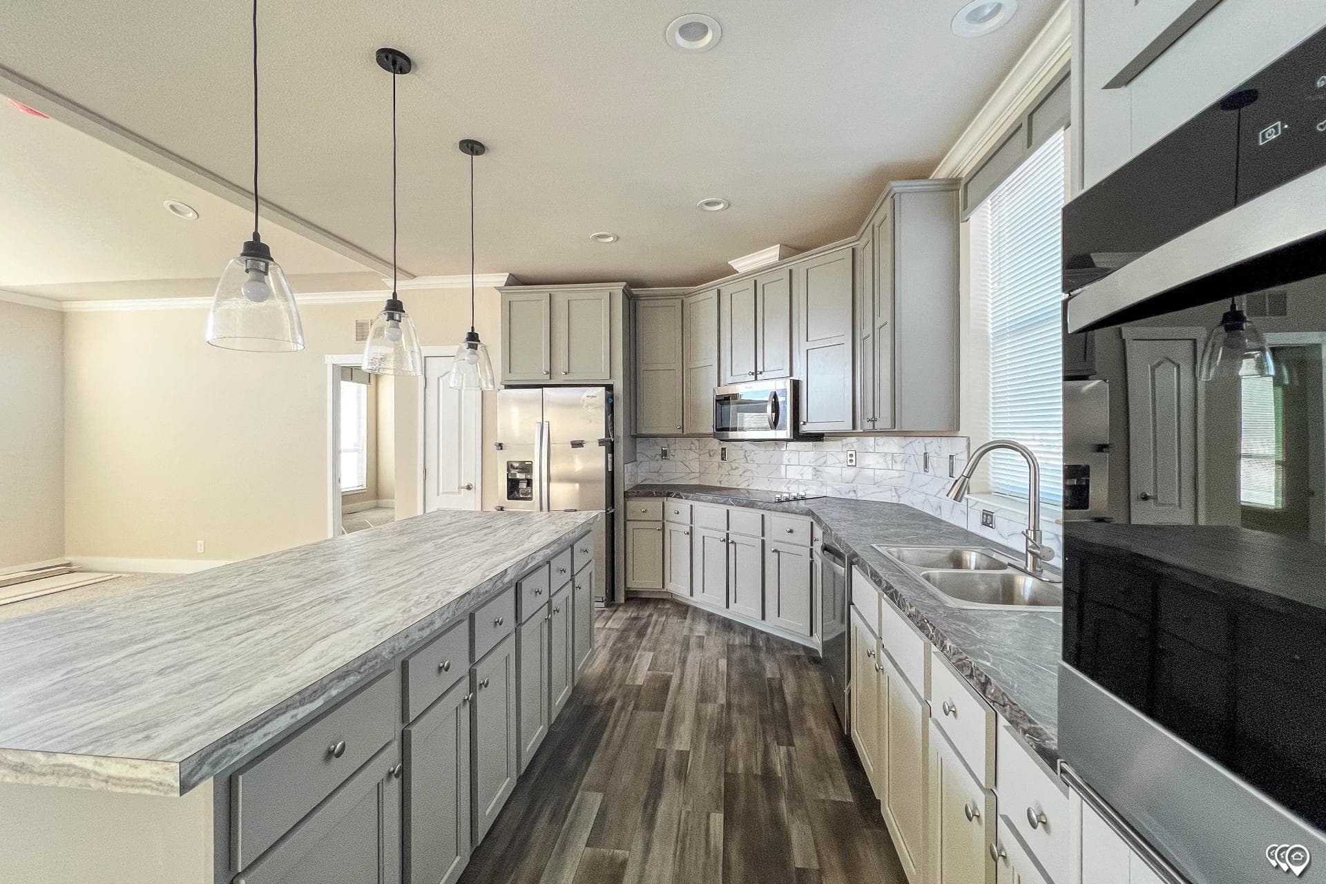 Mount olympus 28764a  home features