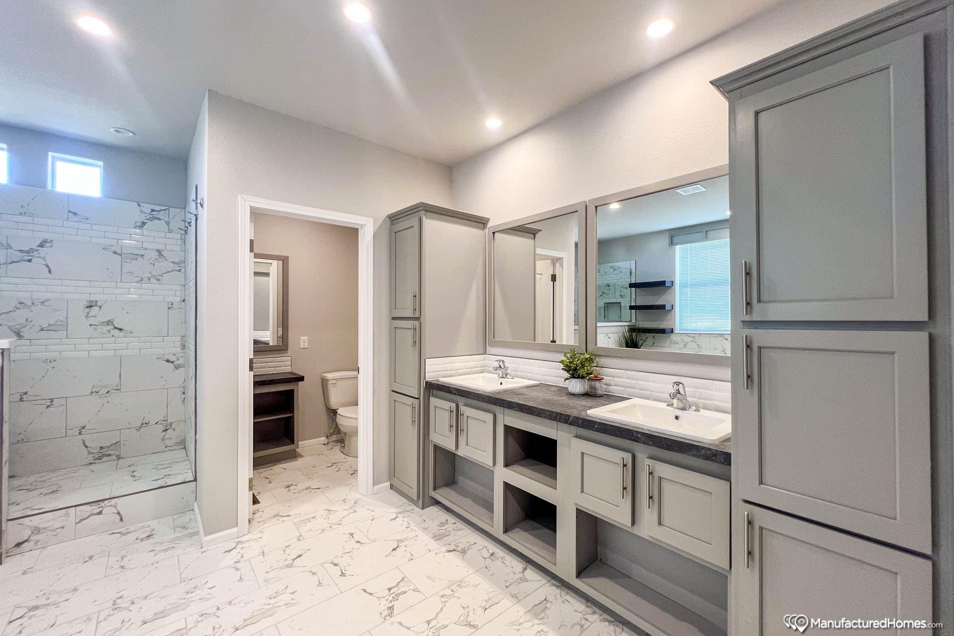 Mt. spokane 30764a  home features