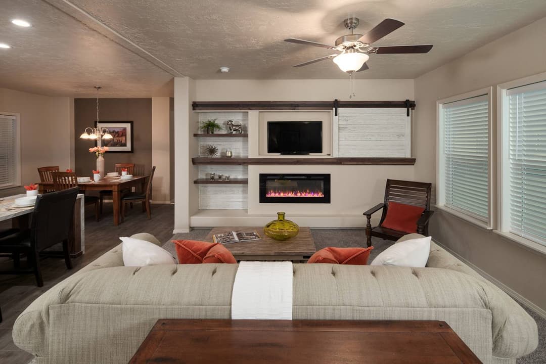 Catena ct4644b interior home features