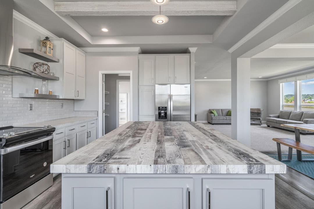 Emerald estate kitchen home features