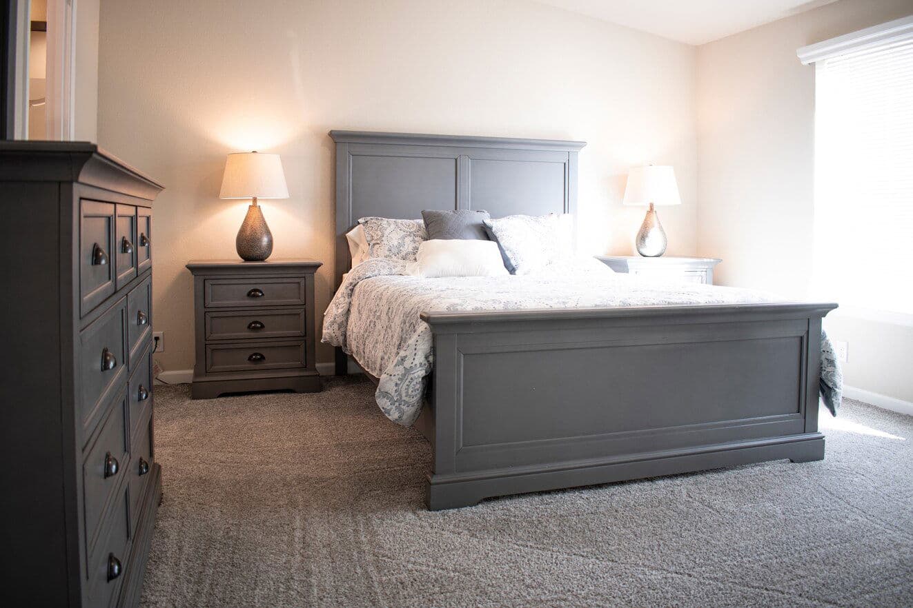 The bay view i 28443a  home features