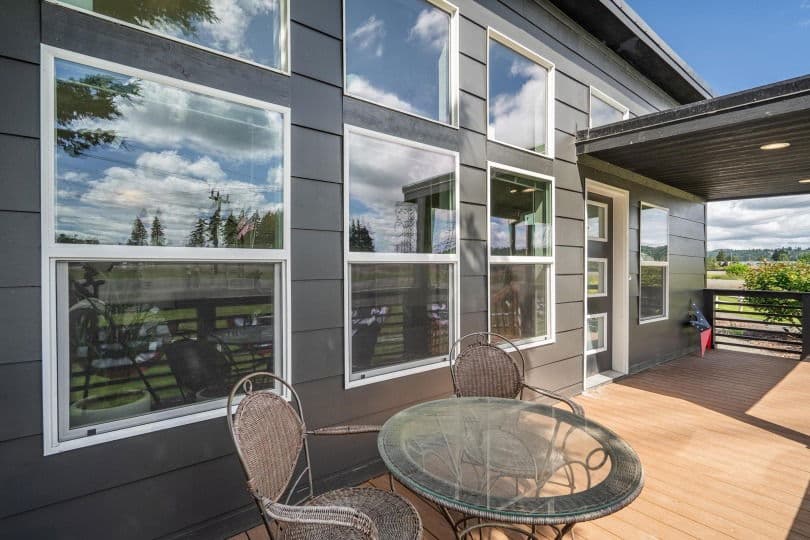 River's edge 28362b  home features