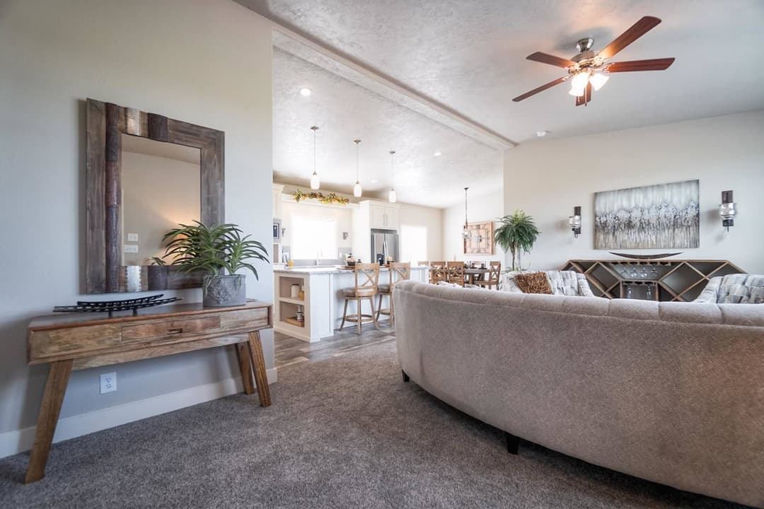 Hidden valley hv4663m interior home features