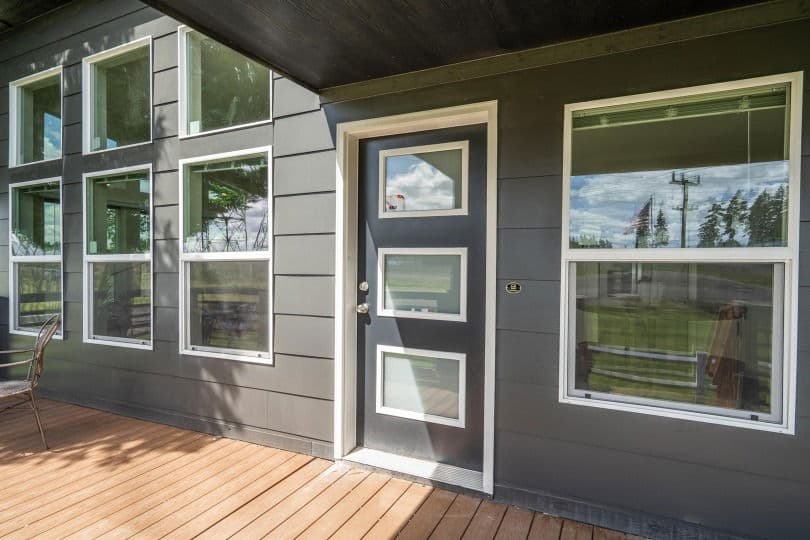 River's edge 28362b  home features