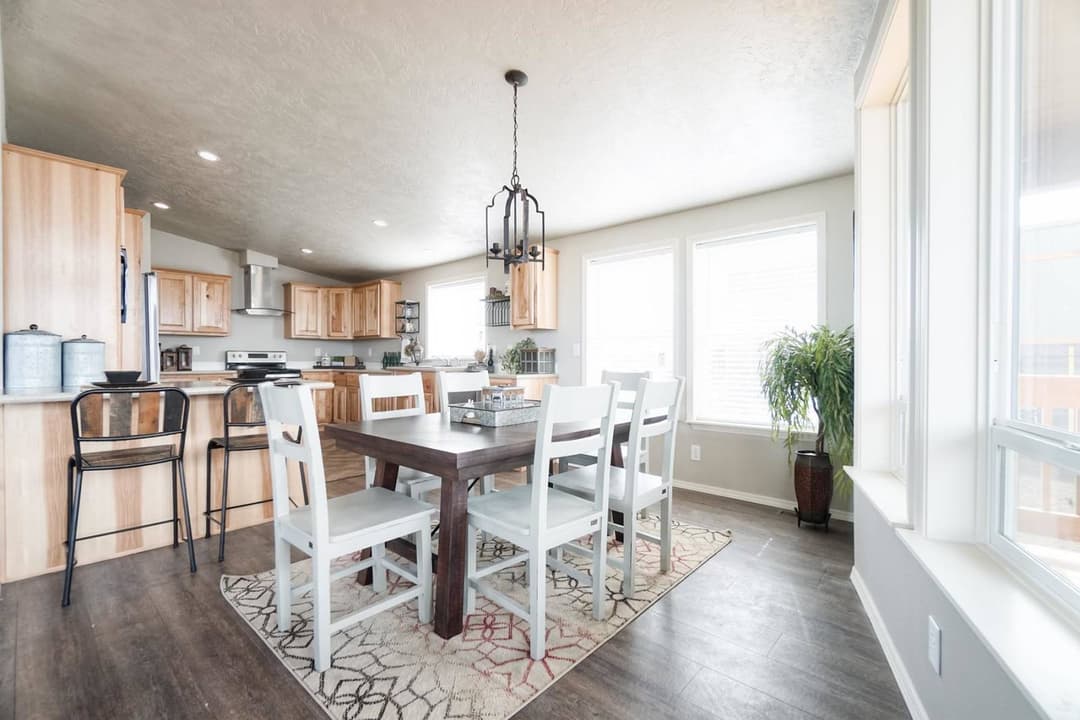 Crystal bay estates cb4603c interior home features