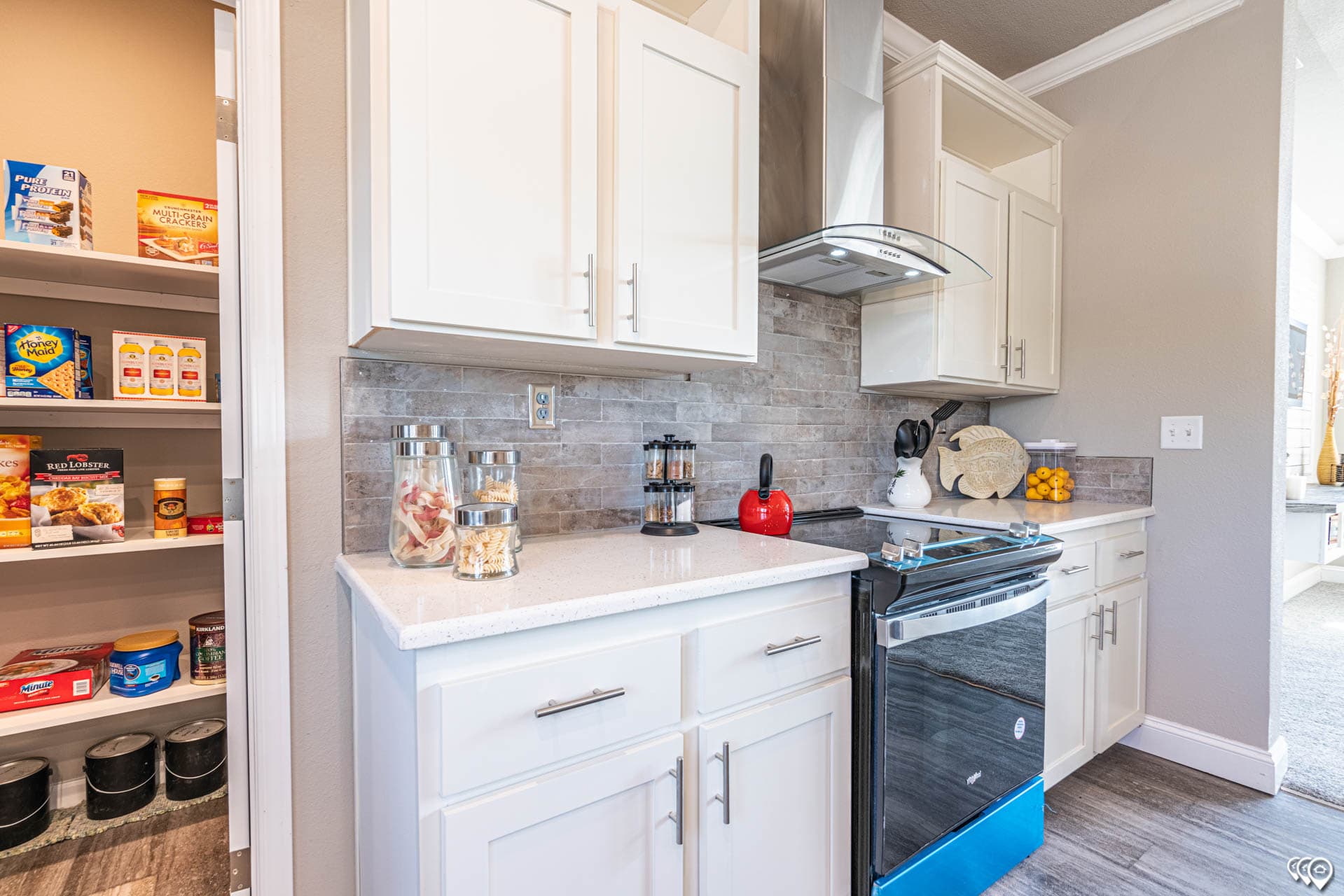 Ranchero grande 30764h  home features