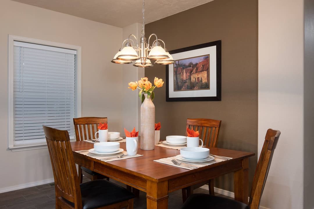 Catena ct4644b interior home features