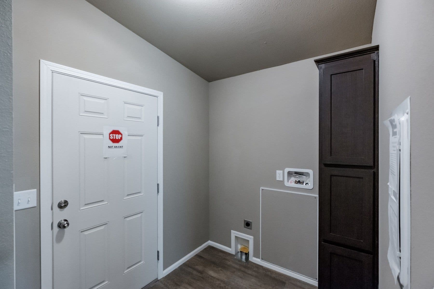 River's edge 28362b  home features