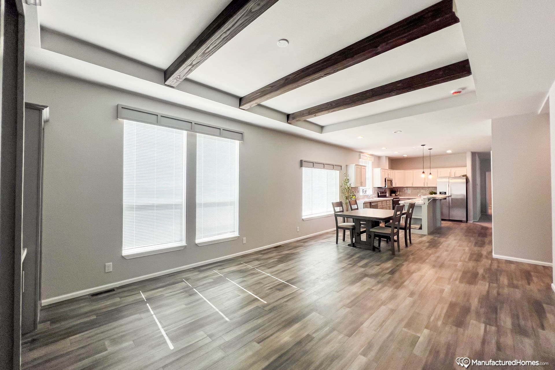 Mt. spokane 30764a  home features