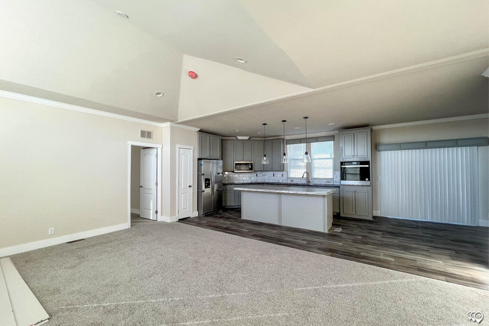 Mount olympus 28764a  home features